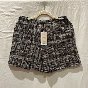 Women’s Mango tweed shorts with side pockets - size Large - NWT
